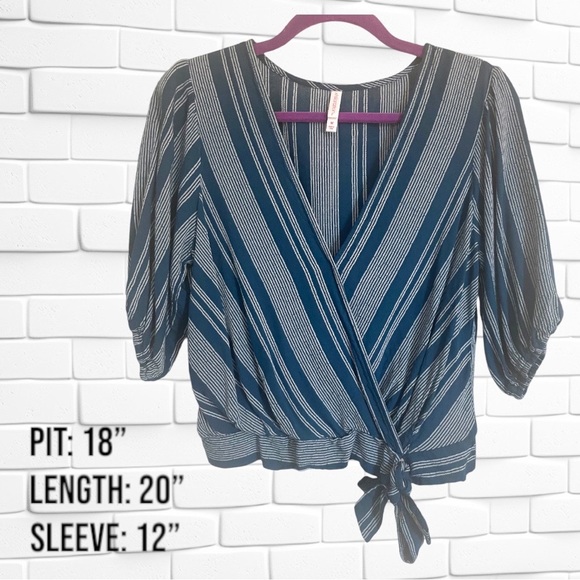 Xhilaration 2-Piece Set. 3/4 Length Sleeve Top & Cropped Pants, Women’s, Size M - Picture 3 of 14